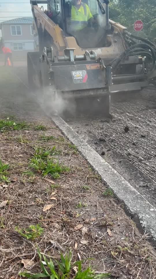 Compact milling slow-motion pass — Central Florida